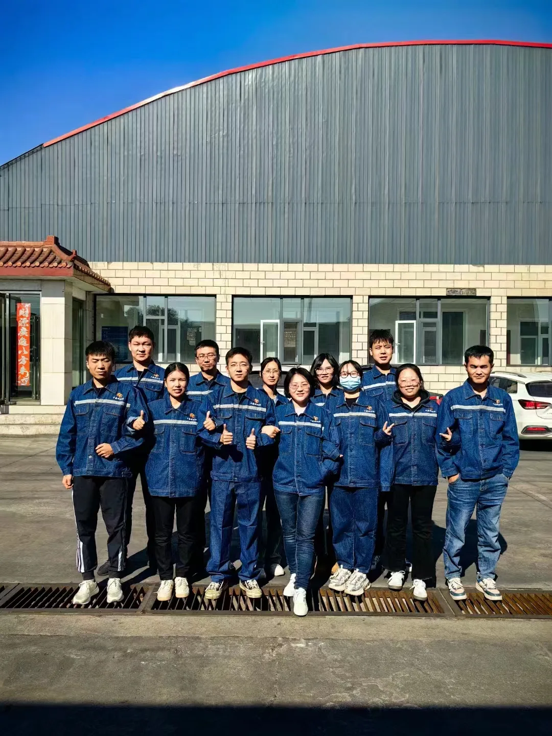 Panson Carbon full team photo